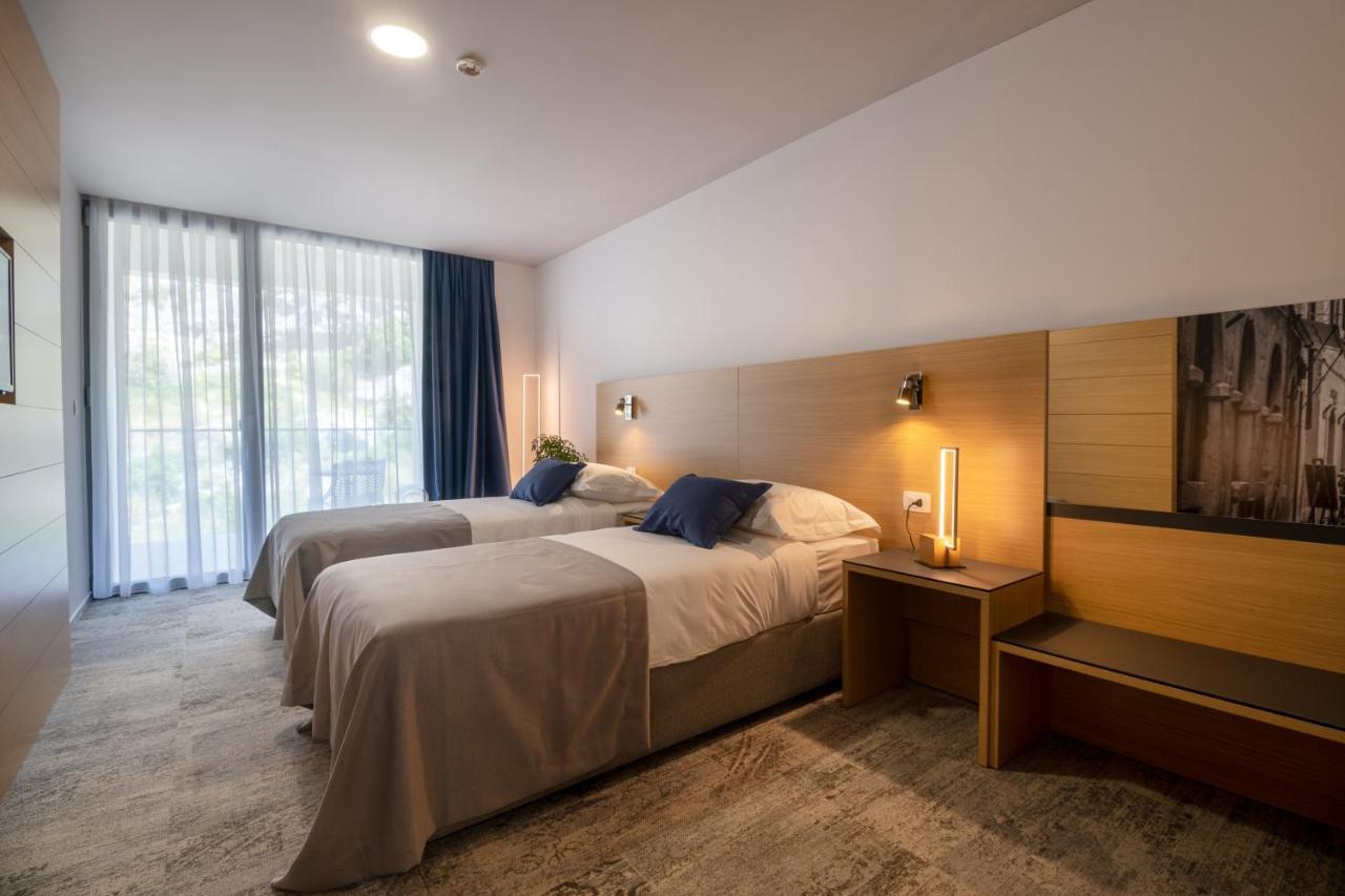 Hotel Vapore Neum Esterno foto